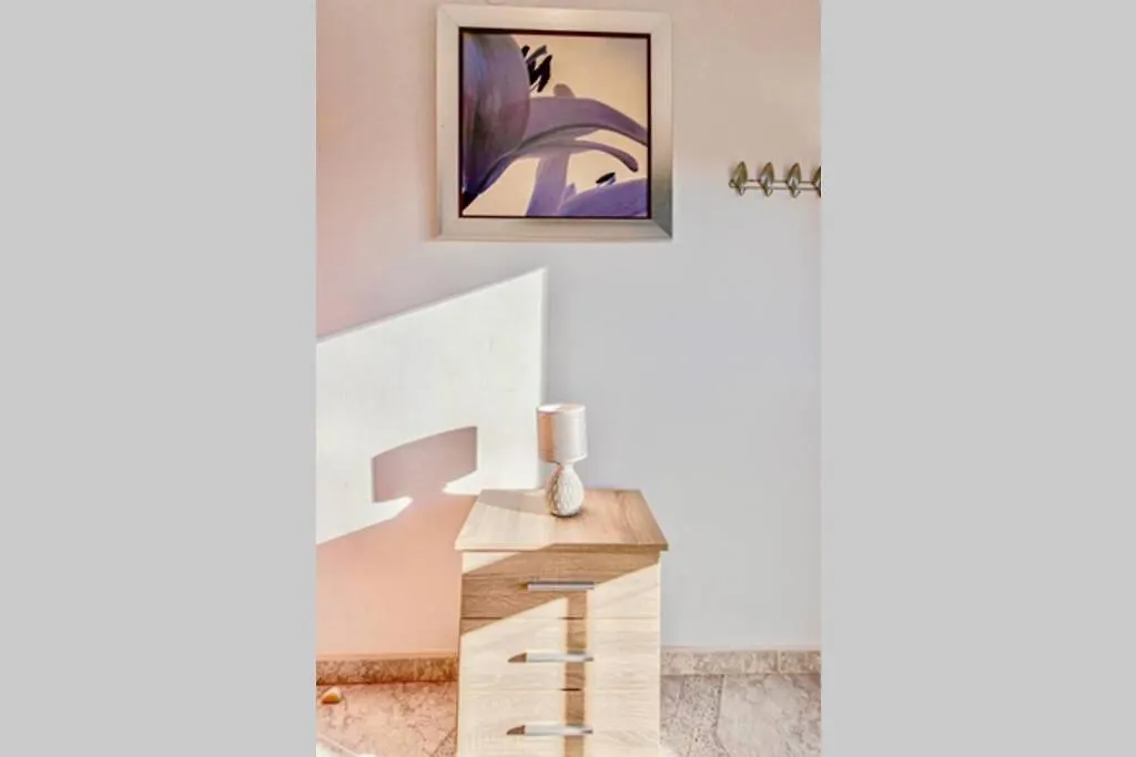 Apartment 797 Holiday Rentals - Amplio Estudio En Puerto Marina Benalmadena