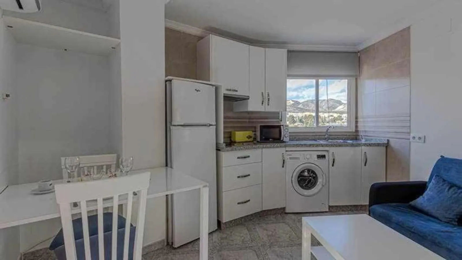 Apartment 797 Holiday Rentals - Amplio Estudio En Puerto Marina Benalmadena